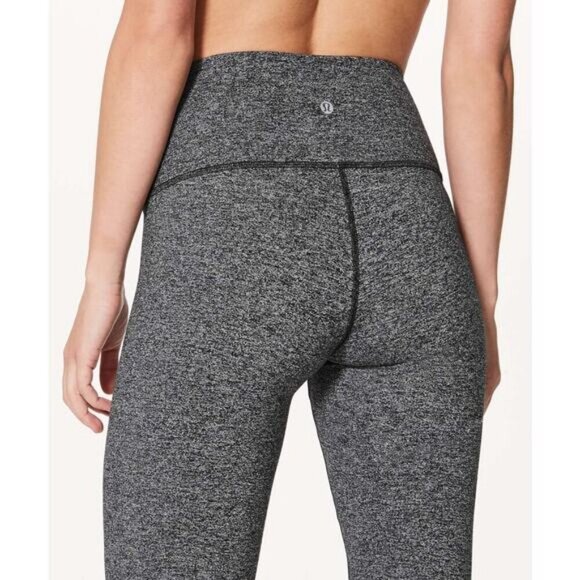 Lululemon Wunder Under Hi-Rise Tight 28" In Heathered Black Size 8 - Picture 3 of 8